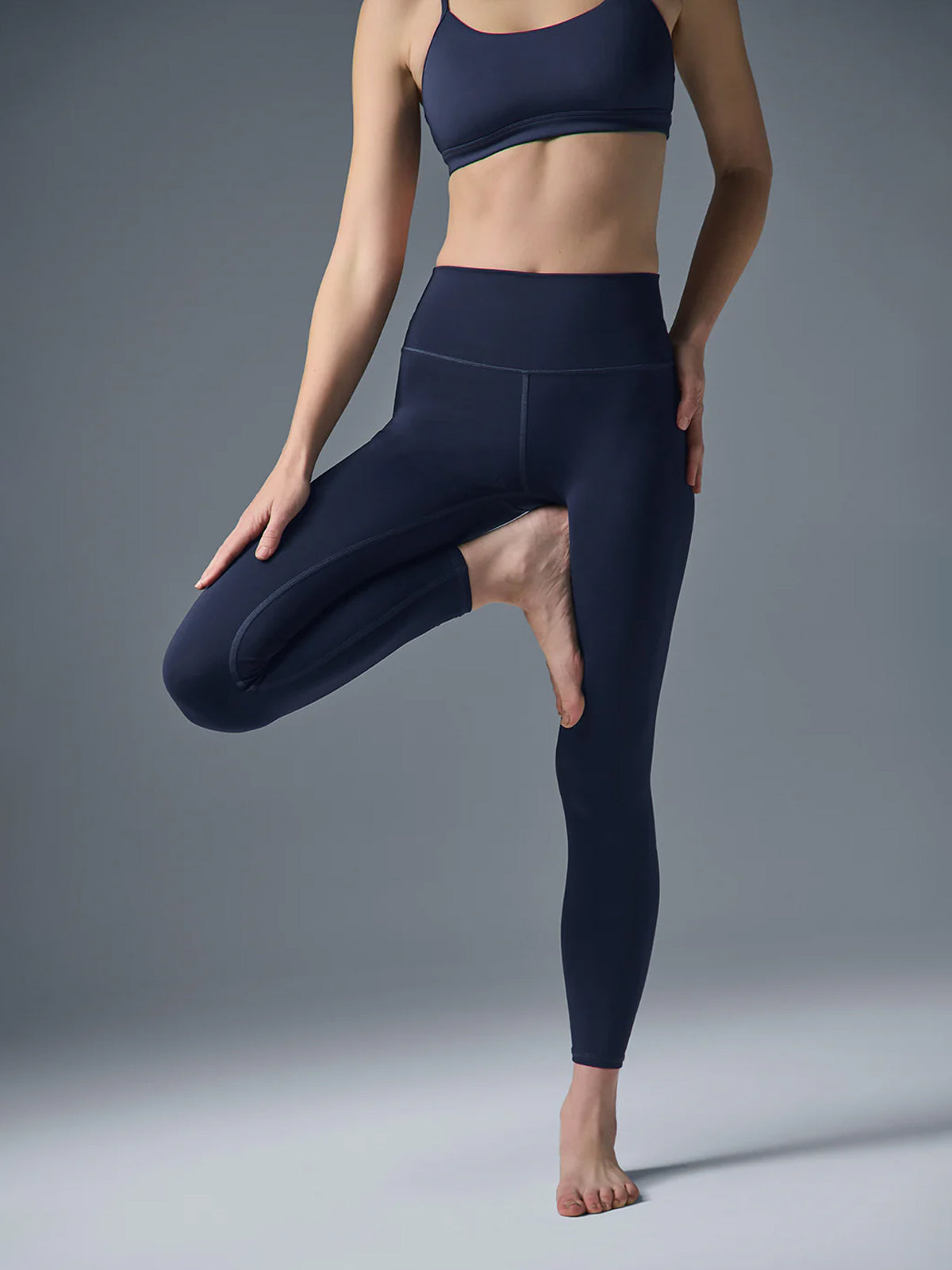 7/8 High-Waist Airlift Legging - Navy